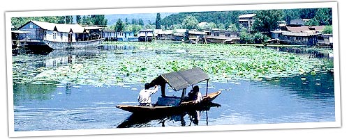 Kashmir Boating