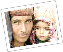 Kashmiri women with child